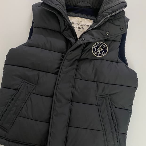 아베크롬비 패딩조끼