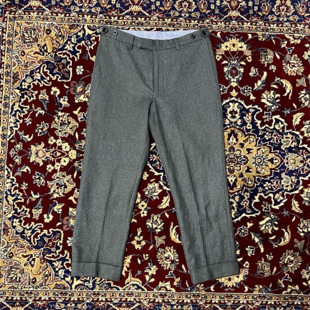 BEAMS PLUS (빔즈 플러스) 턱 팬츠 슬랙스