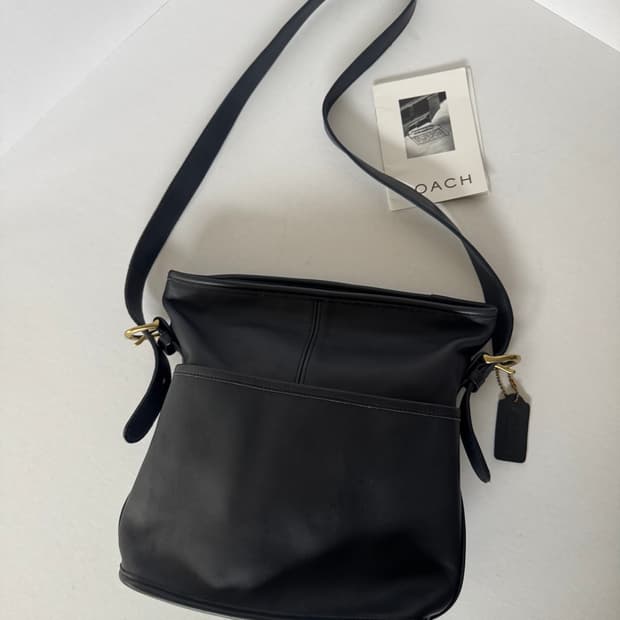 Old coach 올드코치 90s 빈티지 블랙 레더 숄더백