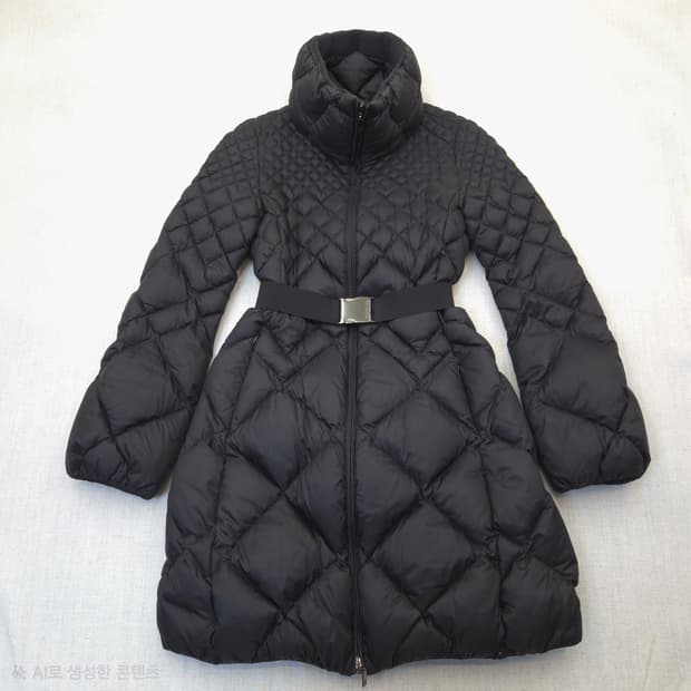 몽클레어 블랙 벨티드 퀼팅 패딩 코트