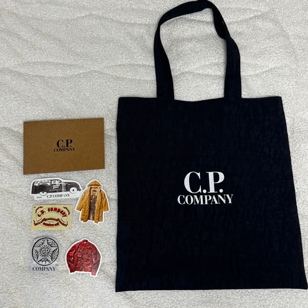 CP 씨피 컴퍼니 네이비 나일론 토트백 + 스티커팩