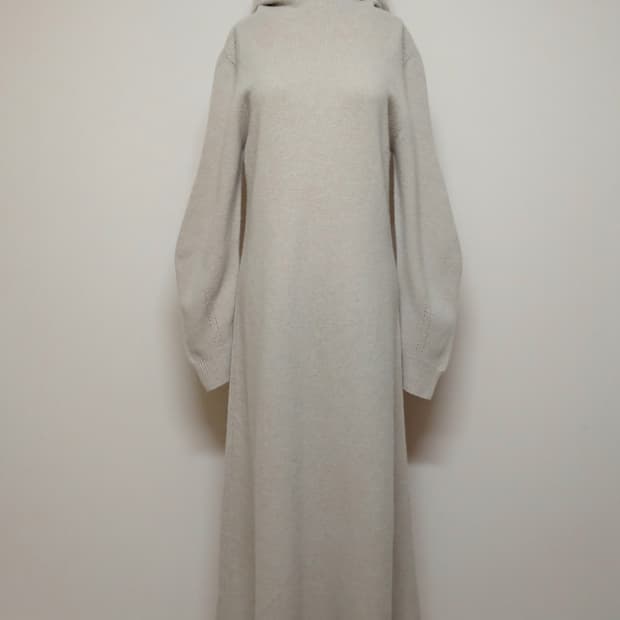 타임 TIME 캐시미어 블렌드 홀가먼트 롱 니트 원피스