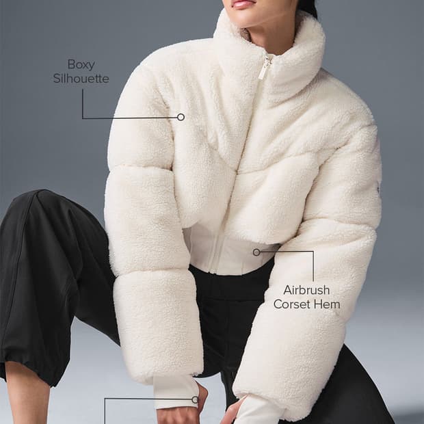 Alo 알로 요가 Sherpa Main Act Corset Puffer