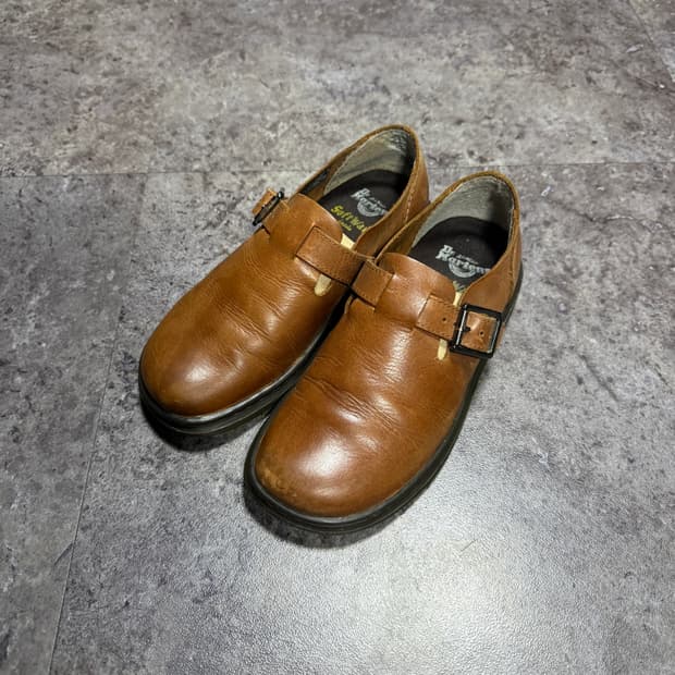 닥터마틴 패트리샤 230