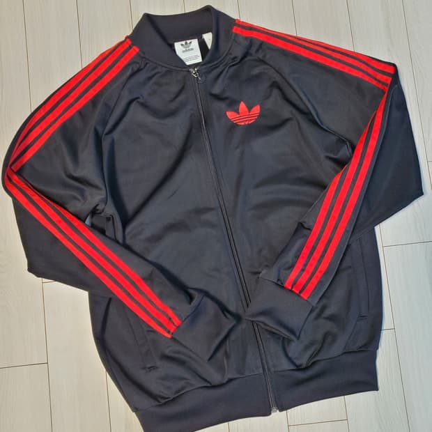 새상품급)아디다스 오리지널 슈퍼스타 DMC 트랙탑 집업 저지 GK0657