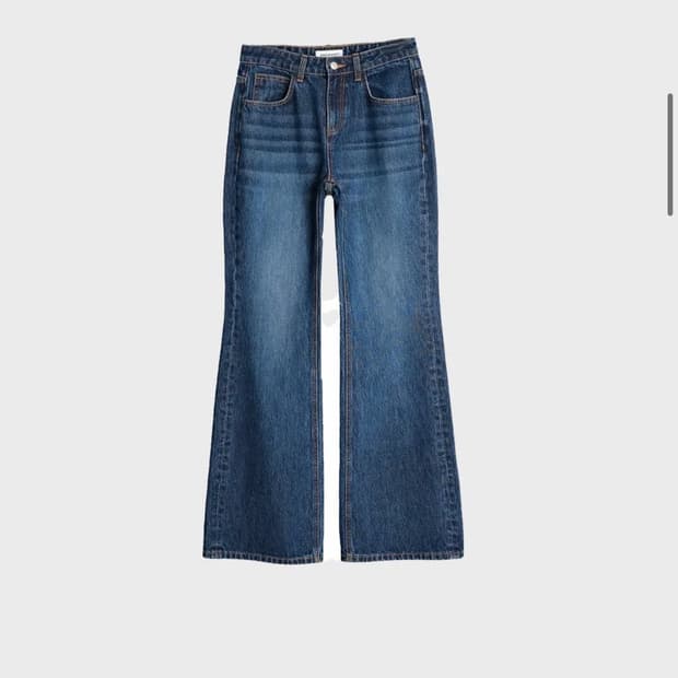 Maxi boots cut denim
