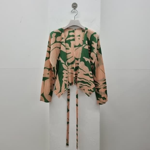 PLEATS PLEASE 플리츠플리즈