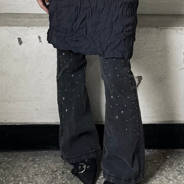Cubic bootscut pants