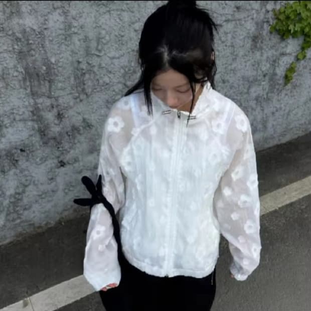 빈티지 플라워패턴 바람막이