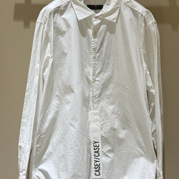 케이시케이시 빅 라쿠르시 셔츠