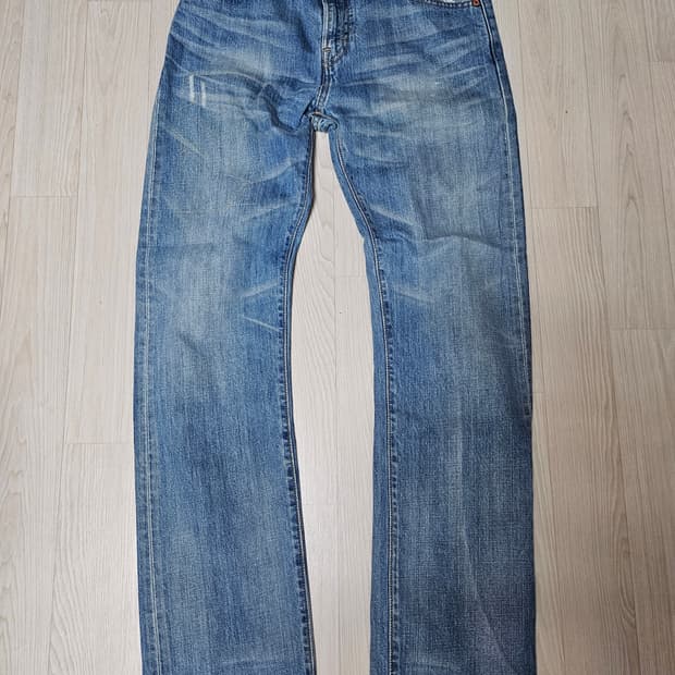 리바이스 505  product with roots 30