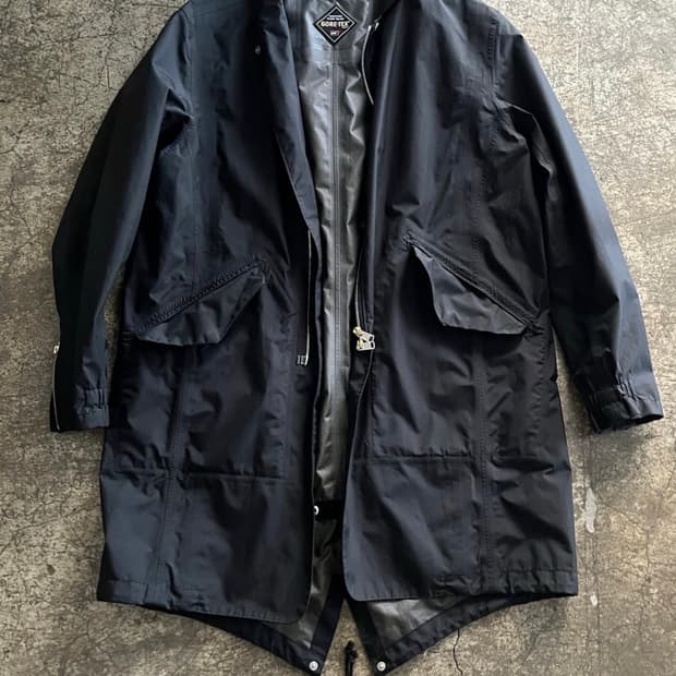 논네이티브 고어텍스 자켓