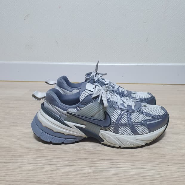 나이키 v2k 런 운동화 240