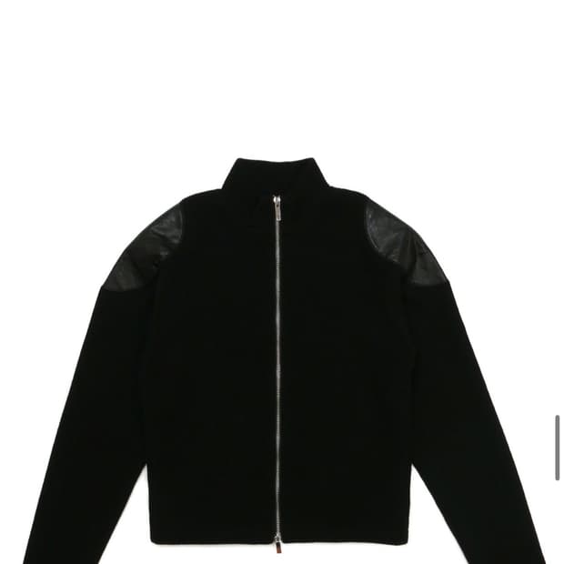 (새제품)XX 남여공용 숄더패치크롭집업