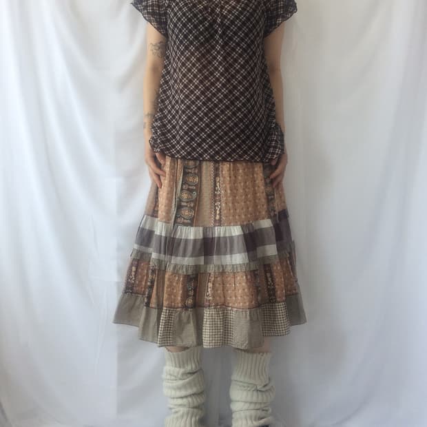 Check pattern blouse