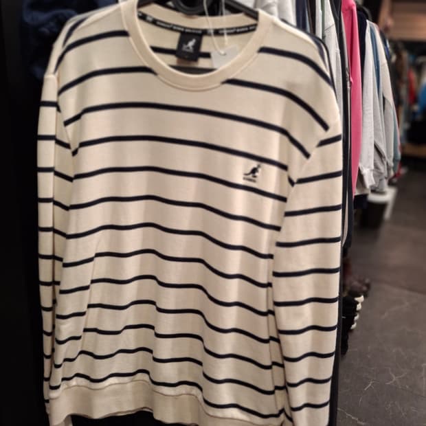 (마지막특가) 캉골 니트 맨투맨 L