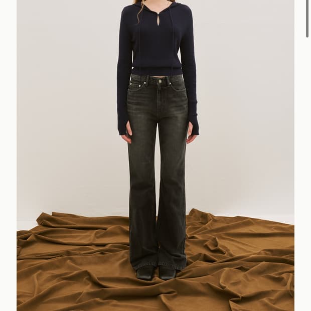 아비에무아 니트 후디