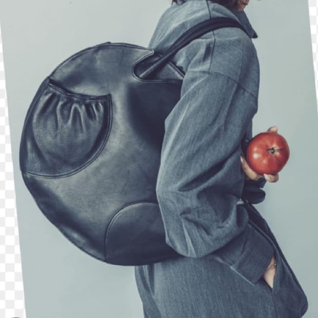 Michiamo pomodoro cow leather soft bag