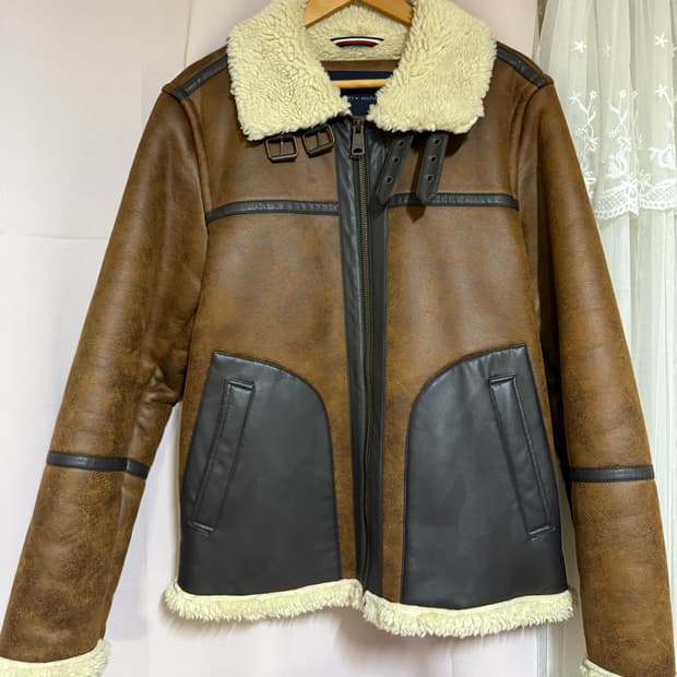 타미힐피거 브라운 무스탕 m