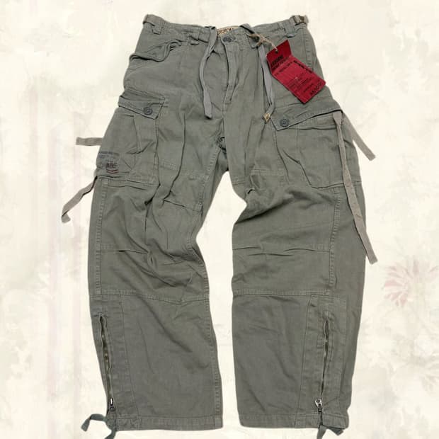 Abercrombie 아베크롬비 레이어드 핀턱 연한 카키 카고팬츠