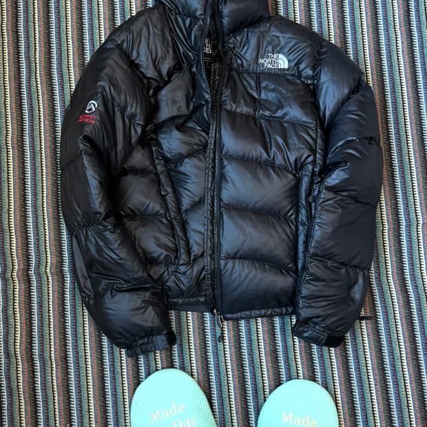 노스페이스 써밋 경량패딩