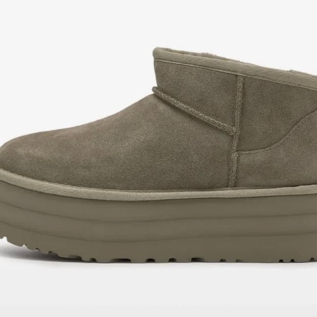 UGG 어그 클래식 울트라 미니 플랫폼 부츠, 모스그린 250