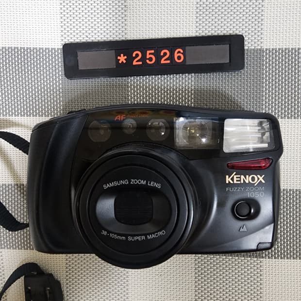 삼성캐녹스 퍼지줌 1050 필름카메라