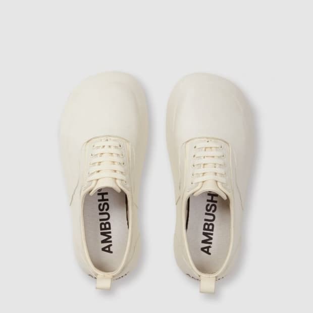 엠부쉬 벌커 나이즈드 하이브리드 레이스업 슈즈
