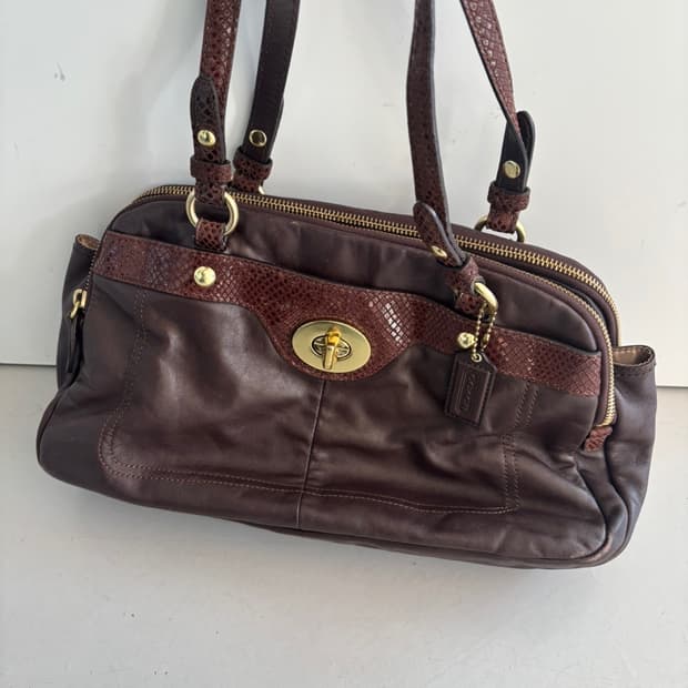 Old Coach Leather Bag