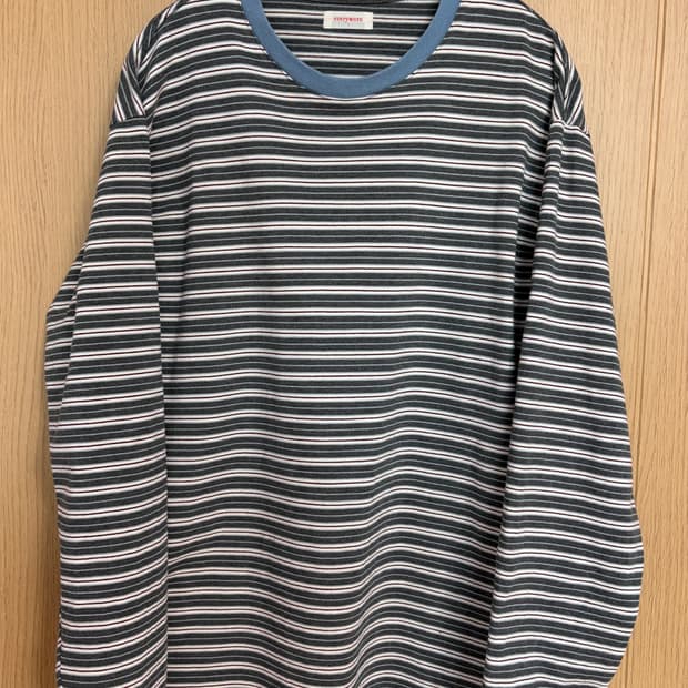 에브리원 멀티 스트라이프 롱슬리브 1사이즈