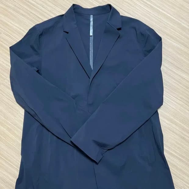 아크테릭스 베일런스 블레이저 lt 자켓 L사이즈 새상품 택보유