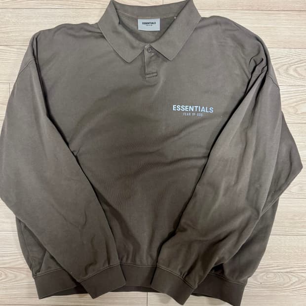 피오갓 에센셜 폴로 롱슬리브 xl 팝니다