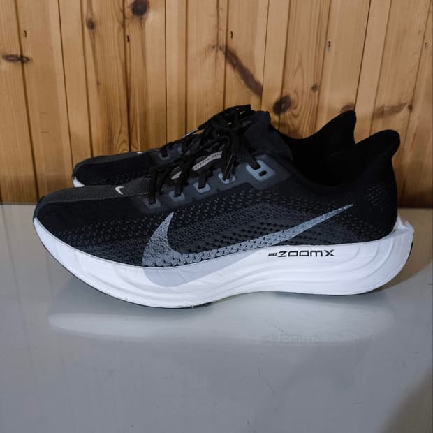 275mm 나이키 페가수스 플러스 러닝화