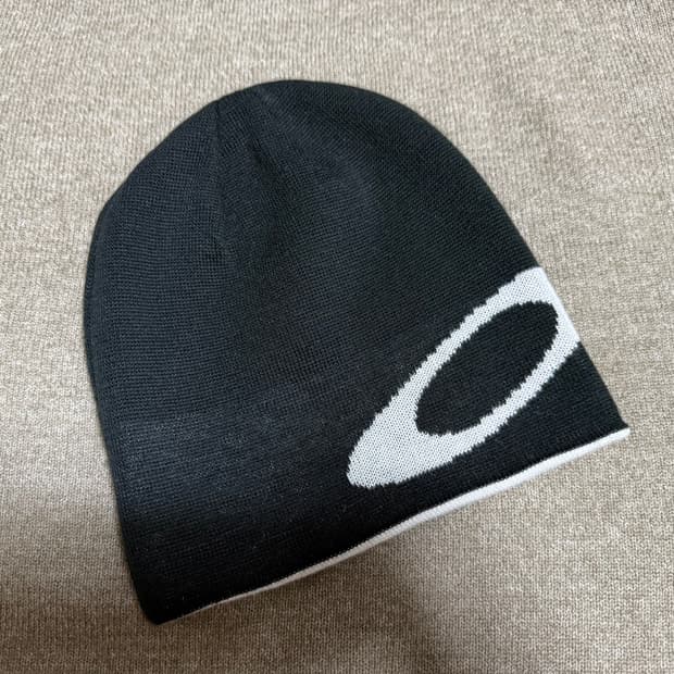 오클리 엘립스비니 블랙 화이트