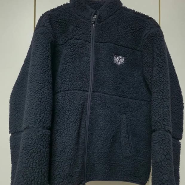 마리떼 프랑소와 뽀글이 네이비 집업 S사이즈 