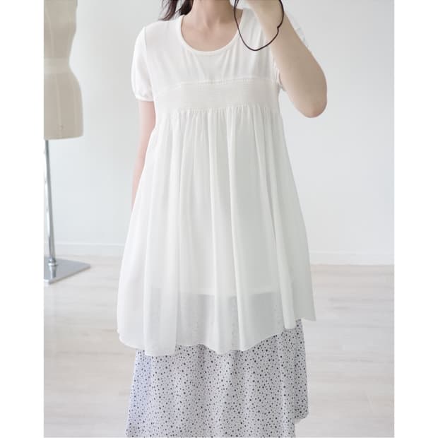  Ivory breeze smocking chiffon tunic