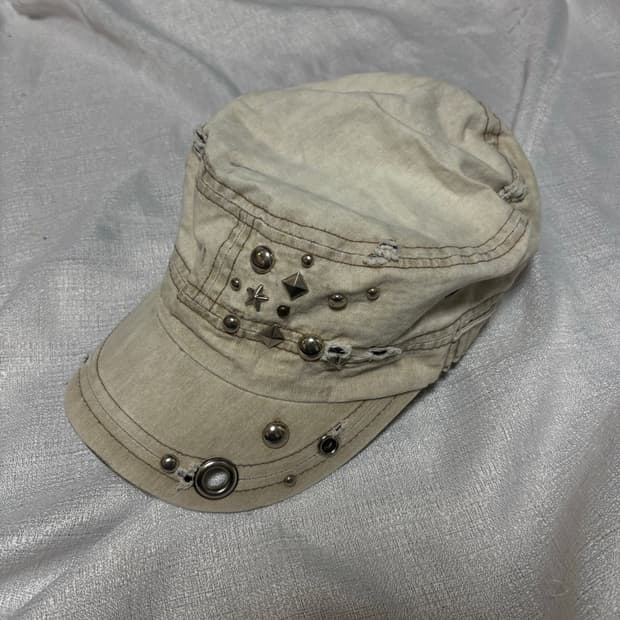 “Unknown” Grunge Beige Washed Stud Cap
