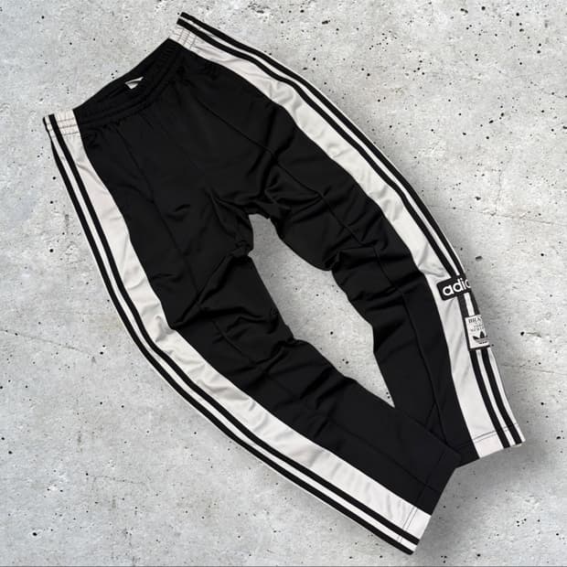 [S] 아디다스 아디브레이크 삼선 트레이닝 바지 블랙 C688