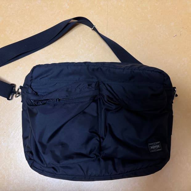 포터 포스 숄더백 라지