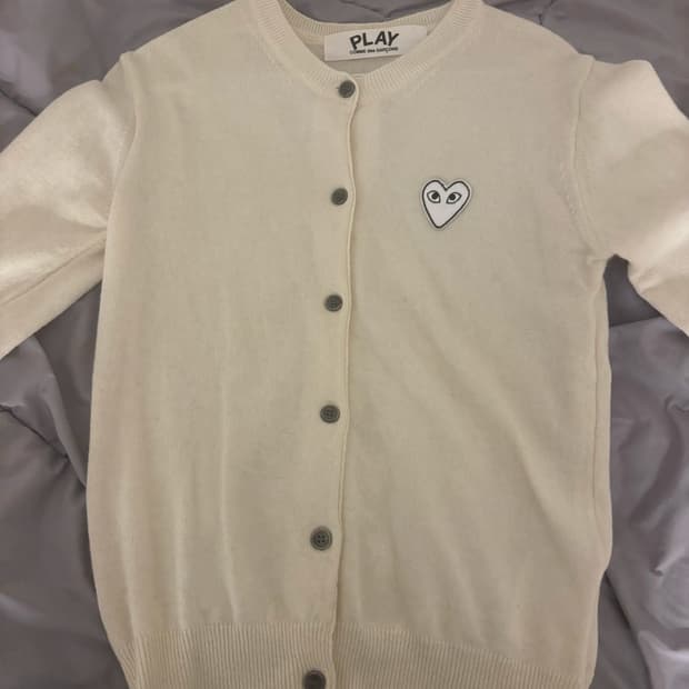 꼼데가르송 아이보리 가디건