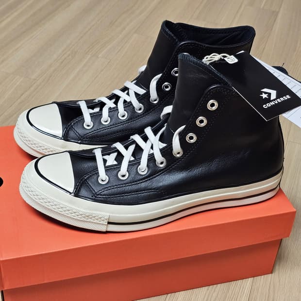 280 새제품) 컨버스 척 70 레더 가죽 블랙 A07200C 릭오웬스맛