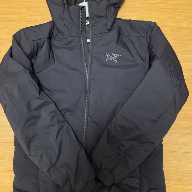 아크테릭스 아톰 sv 후디맨 25년