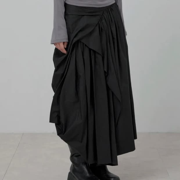 플레어업 드레이프 롱스커트 블랙1