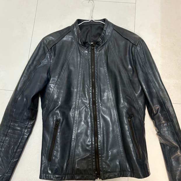 No id 홀스 레더 자켓