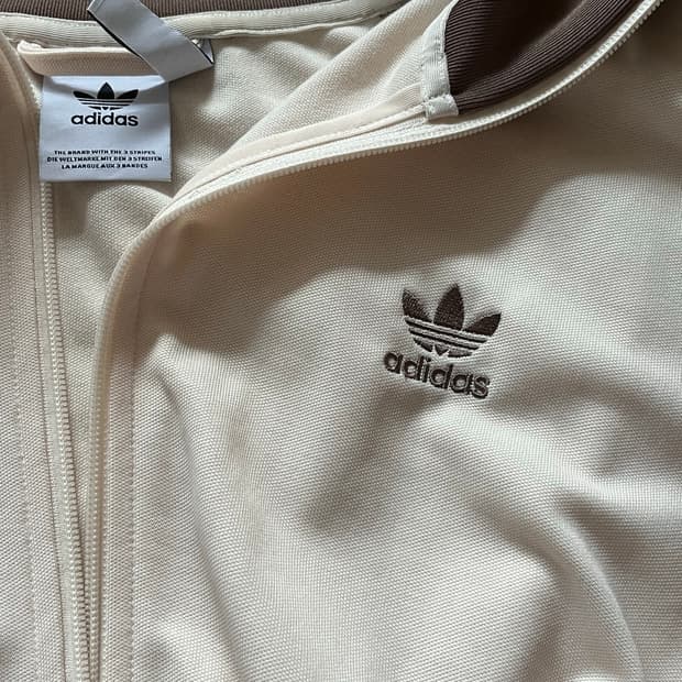 아디다스 베켄바우어 브라운