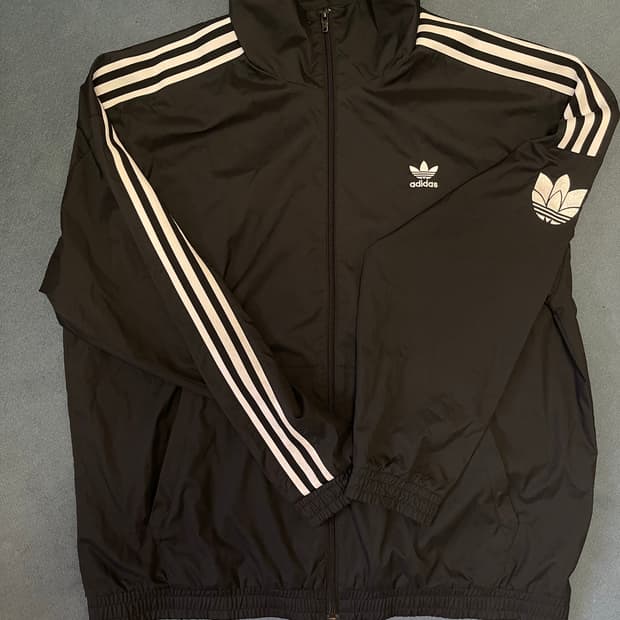 아디다스 파이어버드 바람막이 블랙