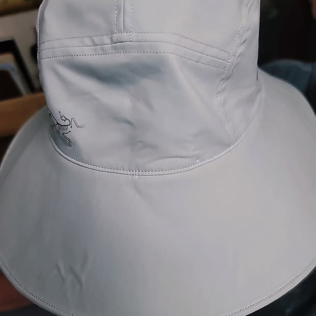 아크테릭스 버킷햇