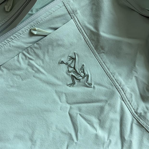 아크테릭스 감마 라이트웨이트 스톤그린 m