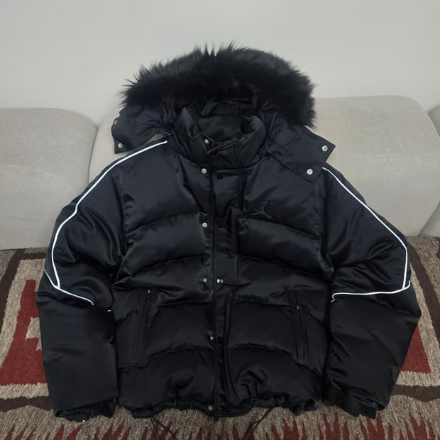 슈프림 조던 퍼퍼 패딩 자켓 블랙 L사이즈