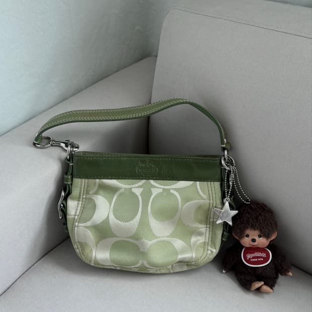 Coach matcha latte shoulder bag🍵